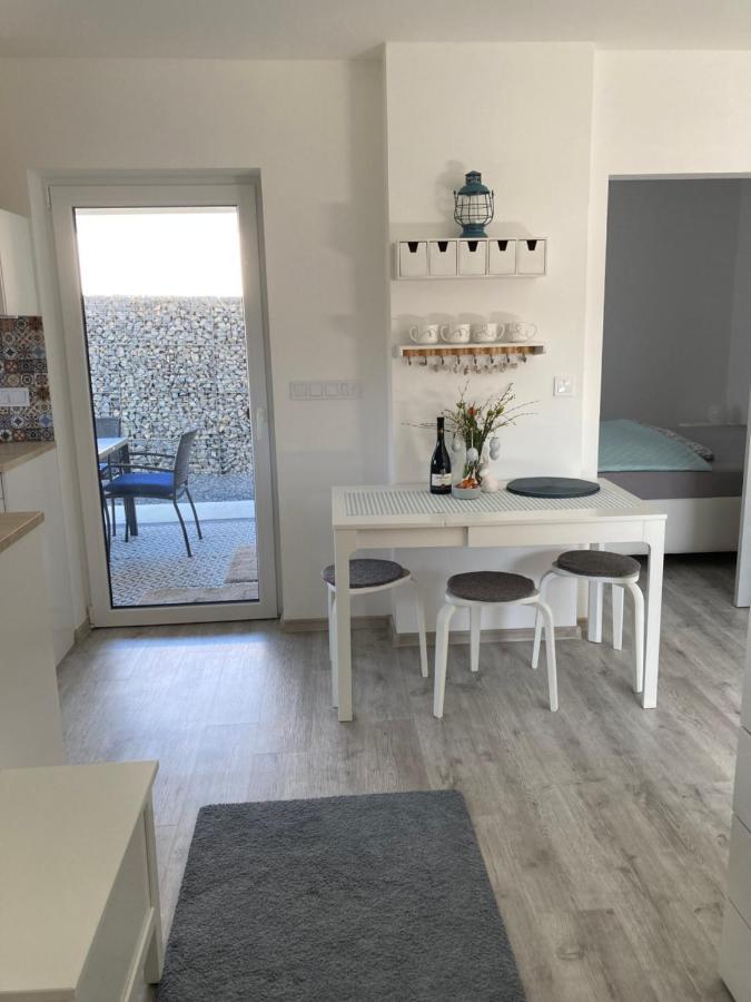 Apartman Nad Prehradou Frydek-Mistek Exterior photo